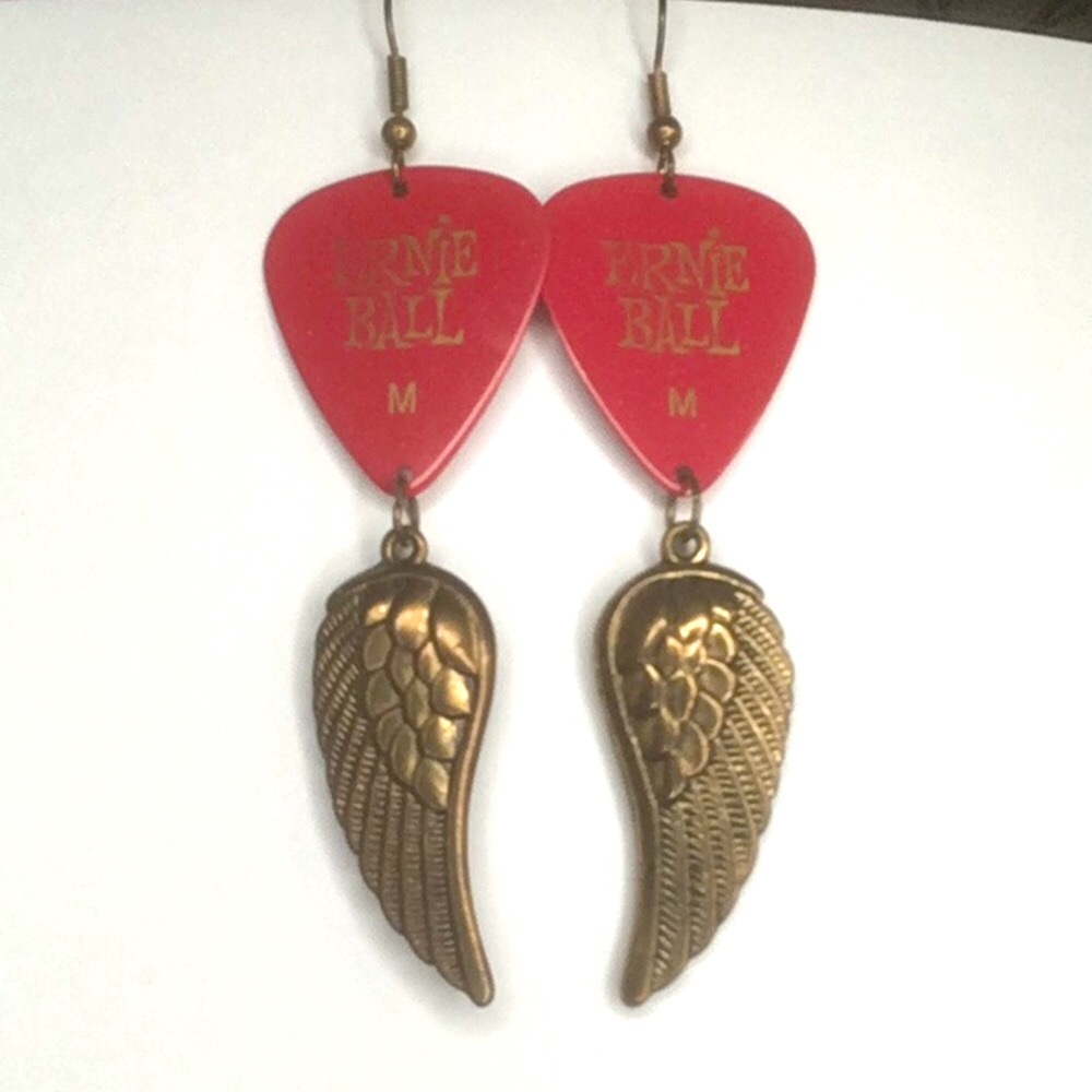 Guitar pick earrings with wings